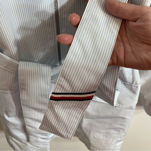 Tommy Hilfiger Blue Pin Striped Hooded XL Belted Women’s Light Spring Rain Coat - Picture 4 of 10